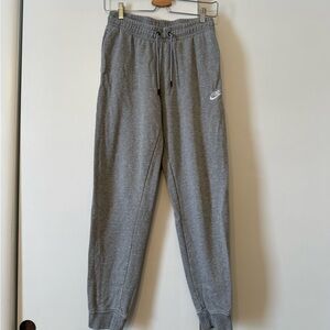Nike Women’s Light Gray Sweatpants